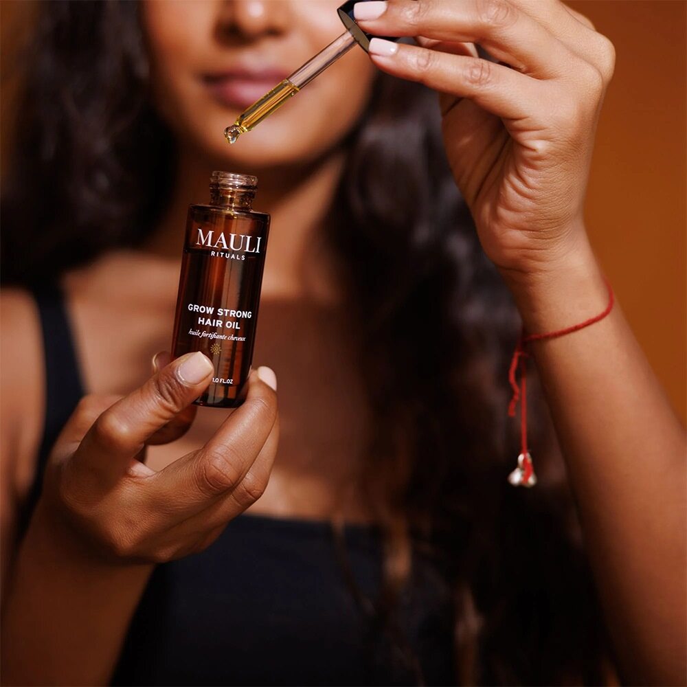Mauli Rituals Grow Strong Hair Oil 30ml + Neem Comb