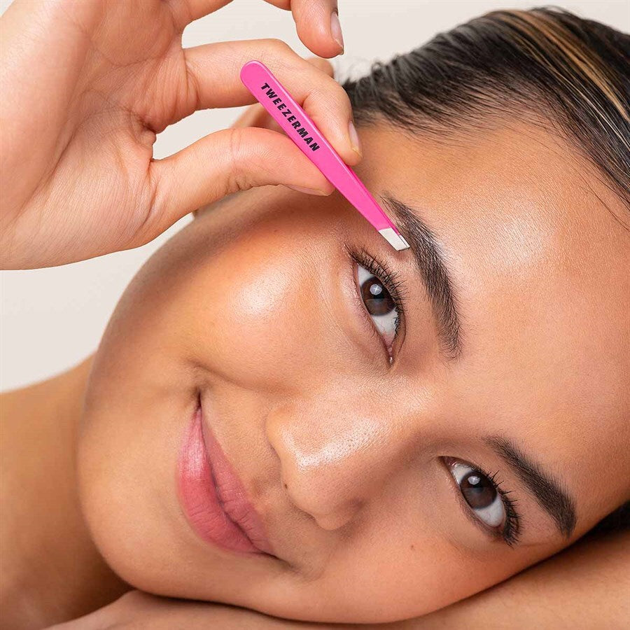 Tweezerman Mini Slant Neon Pink